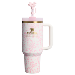 Stanley 1913 x LoveShackFancy Holiday Quencher® H2.0 FlowState™ Tumbler